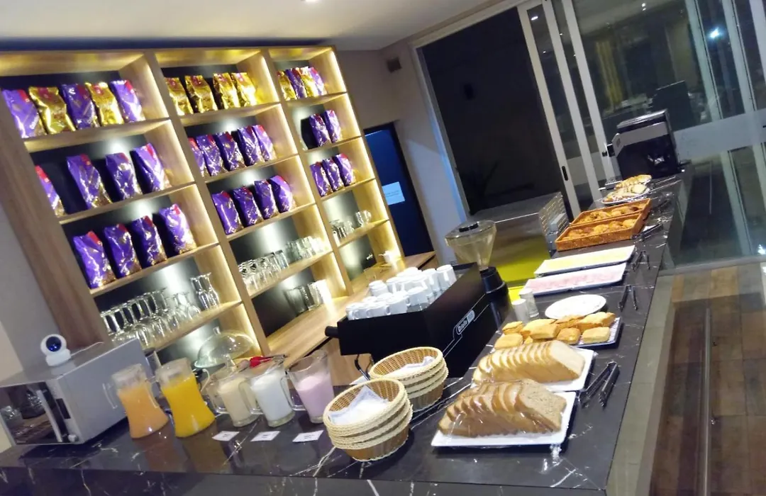 Hotel Alvarado Suites-1